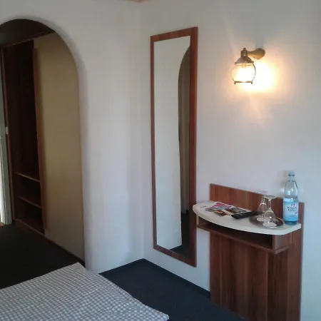 Guest house Metzgerei-gasthof Kleemann Pfofeld